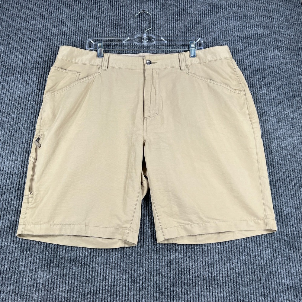 Royal Robbins Shorts Mens Size 40 Beige Chino Outdoor Hiking Fishing Camping